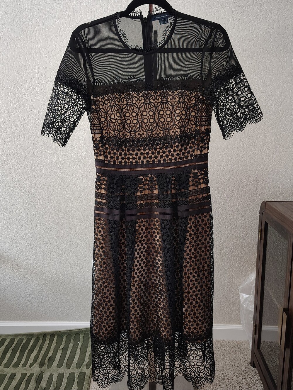 French Connection Anouk Lace Midi Dress Cocktail Wedding Evening US 4 Small